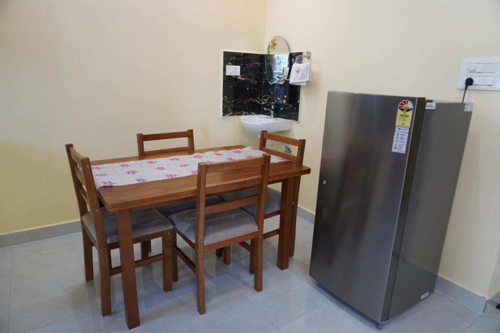 Tirumala Premium Home Stay Tirupati Buitenkant foto